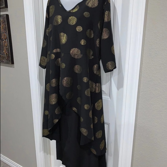 Plus Size Polka Dot Two Layered Hem Dress - Picture 9 of 9